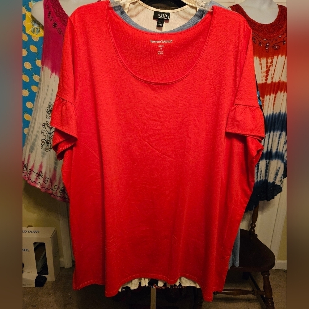 #392 Woman Within Red Ruffle Short Sleeve Top- Size: 1X (22W-24W)